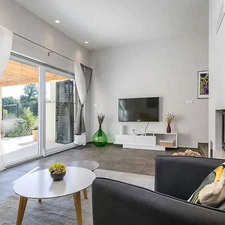 Villa Adrimar Comfortable Risika