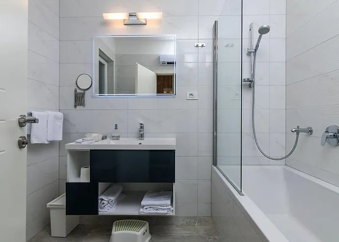 Adrimar Comfortable Villa Vrbnik (Primorje-Gorski Kotar)