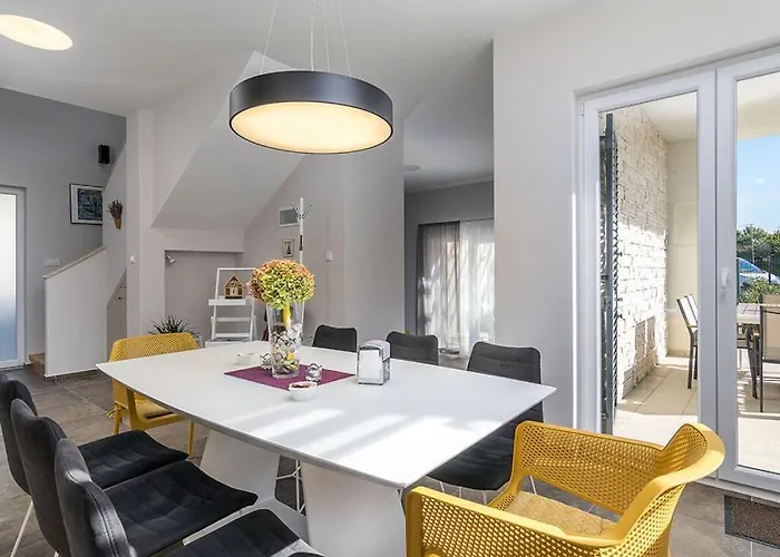 Adrimar Comfortable Villa