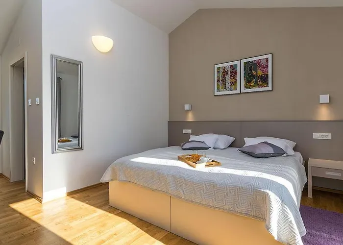 Adrimar Comfortable Villa Vrbnik (Primorje-Gorski Kotar)